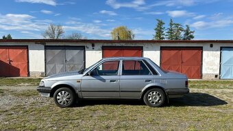 Mazda 323 1988 - 4