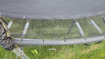 Trampolína zdarma za odvoz – Pardubice, Svítkov - 4