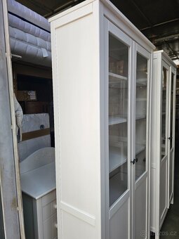 VITRÍNY IKEA HEMNES - 4
