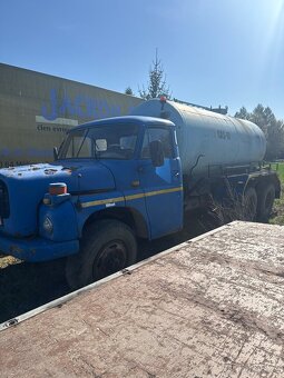Tatra 148 fekal - 4