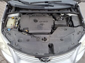 Toyota avensis 2.2 110kw - 4