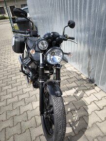 Moto Guzzi V 7 - 4