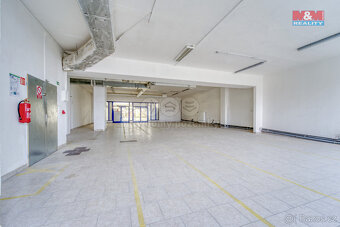 Pronájem obchod a služby, 200 m², Plzeň, ul. Skupova - 4