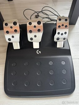 Logitech G923 + řadicí páka Thrustmaster TH8S – jako nové - 4