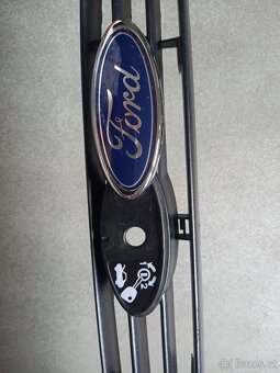 FORD FOCUS I - maska A31042 98AB8200A - 4