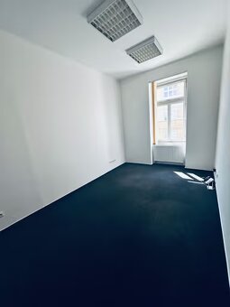 Kancelář k pronajmu ihned na Praze 3, 15,3 m2 - 4