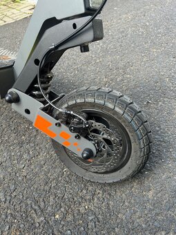Elektrokoloběžka kukirin g2 - 4