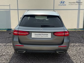 Mercedes Benz E220d 143kW AMG - 4