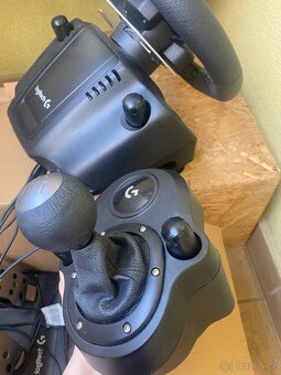 Volant logitech g29 driving force + řadící páka - 4