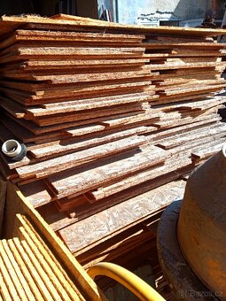 OSB 1250 x 560 x 12mm - 4