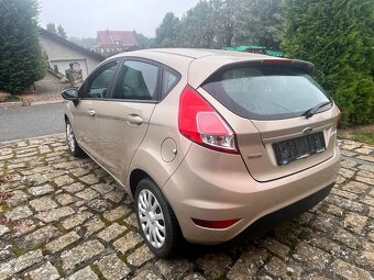 Ford Fiesta benzin 74 kw 2016 ČR nové rozvody - 4