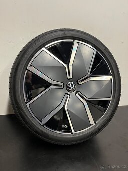VW Passat R19 Zánovní letní sada - 4