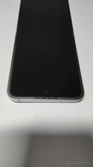 Samsung Galaxy Z Flip6 (F741B) 12GB/512GB, White - 4