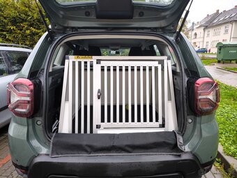 Přepravní klec do auta - Dacia Duster r. 2024 - 4