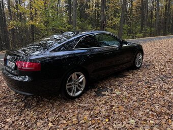 Audi A5 2.0 Tdi 2010 coupé - 4