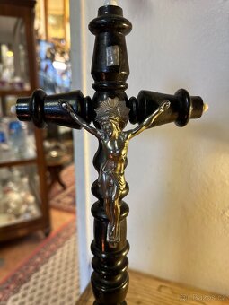 Dřevěný kříž velký - 4