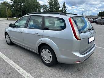 Prodám Ford Focus kombi, r.v. 2009, 1,6 74kW - 4