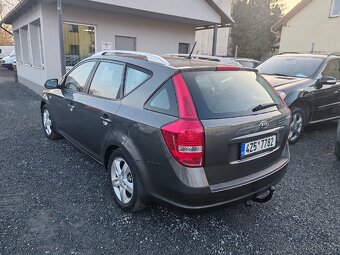Kia Ceed 1.6 - 4
