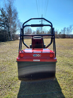 Zahradní traktor SECO MP 122 - 4