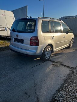 Volkswagen touran 1.6 TDi - 4
