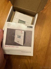 Termostat REHAU NEA HT 230 V - 4