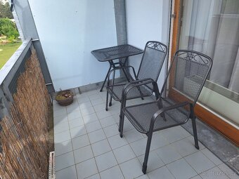 venkovní nábytek stůl+2 židle - 4