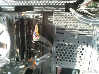 Herní PC - INTEL i3-9100F / 16GB DDR4 / 1TB / GTX 1650 - 4
