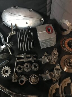 Díly jawa pionyr - 4