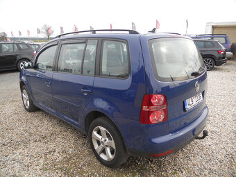 Volkswagen Touran 2.0 TDi 103Kw - 4