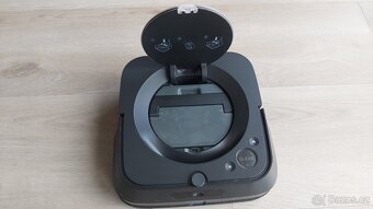 Robotický mop iRobot Braava jet m6 černá (limitovaná edice). - 4