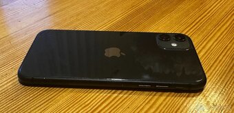 iPhone 11 64GB – černý - 4