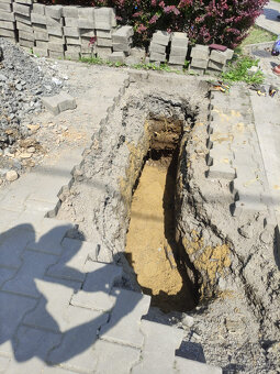 Zemní práce , půjčovna strojů,Práce minibagrem Zemní a výkop - 4