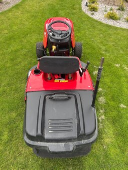 Zahradní trakturek MTD SMART RN 140 - 4