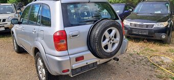 Toyota RAV4 benzin 110 kw 4x4 dovoz Taliansko Z D R A V A - 4