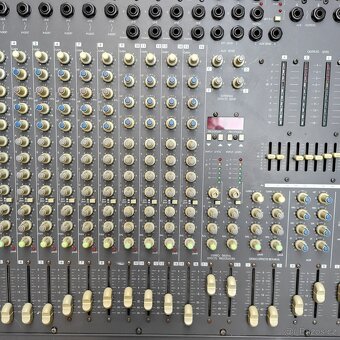 Mixpult - 4