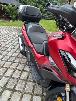 Honda ADV 350 - 4