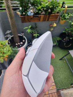 Logitech G 502 X PLUS Lightspeed wireless - 4