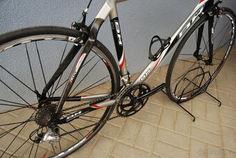 Silniční kolo BH - 4