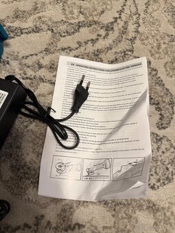 Aku flexa, uhlova bruska + baterie 21v - 4