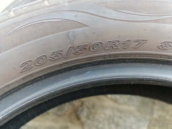 Pneu 205/50/17 - 4