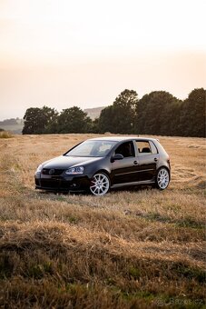 VOLKSWAGEN Golf 5 GTI - 4