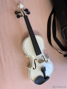 Prodám housle nové několikrát použité pro začátečníky - 4