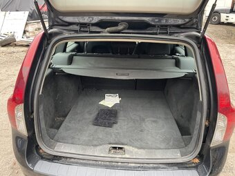 Volvo V50 2010 2.0 TDI 100kw - 4