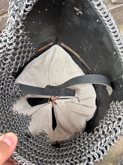 Kbelcová přilba Kornburg - 4