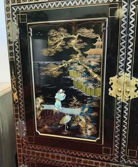 Starožitná Čínská Komoda - 4