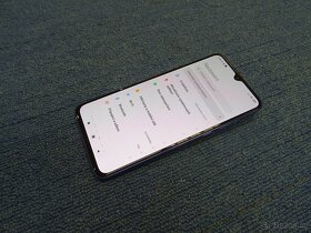 Xiaomi Mi 9 6/128GB 6,4" AMOLED 48 Mpx - 4