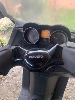 Skutr PIAGGIO - 4