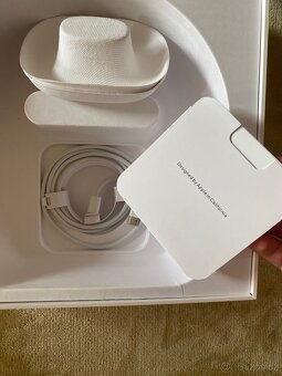 Airpods Max (USB-C) - 4