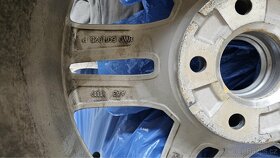 7x17 Original Audi ET42 - 4