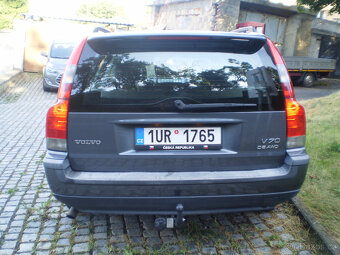 PRODÁM VOLVO V70 D5 AWD 120 kw 2004 T.K. 2026 4X4 - 4